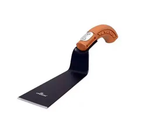 3 inch khurpa with plastic handle.